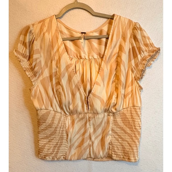 Free People Tops - Free People Tiger Print V Neck Smocked Waist Short Sleeve Blouse Top XL